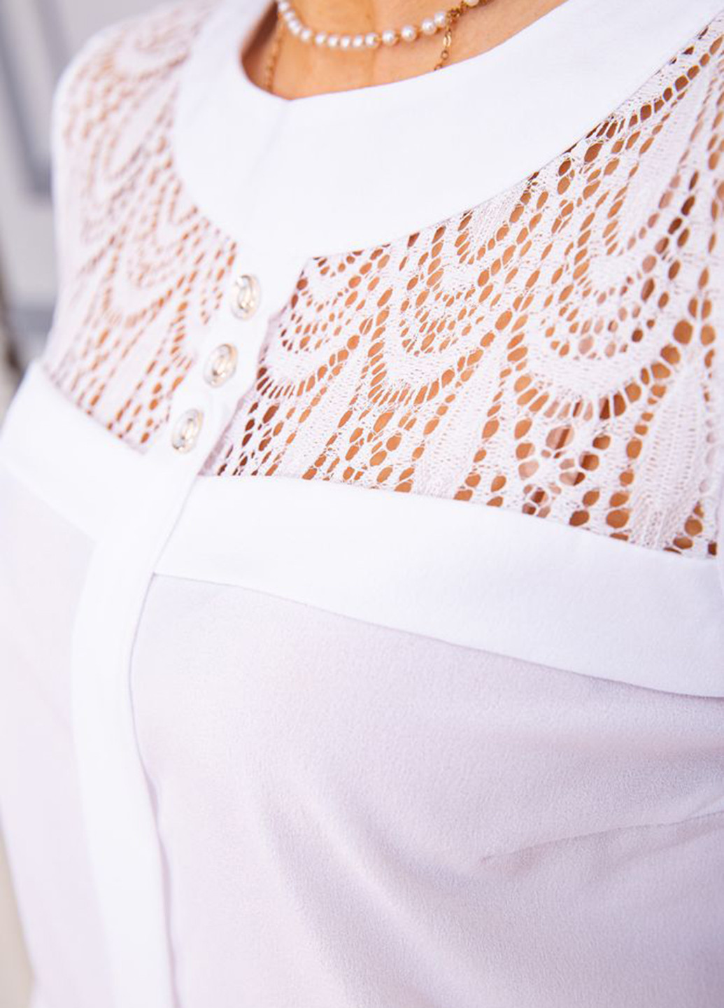 Белая демисезонная блуза Ager