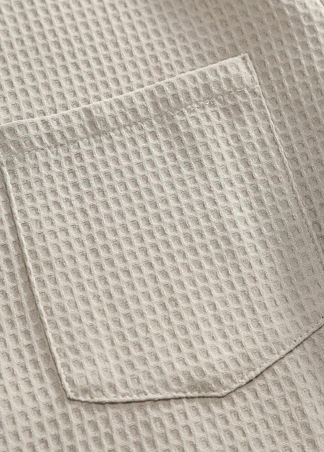 Светло-серый летний костюм (рубашка, шорты) с шортами SHEIN