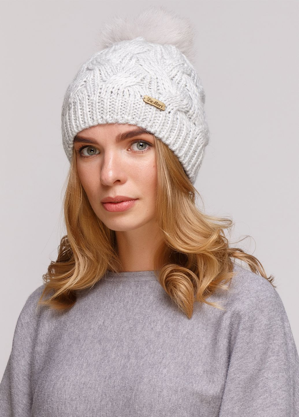 Теплая зимняя вязанная шерстяная шапка с помпоном на флисовой подкладке 550903 DeMari джейн (237904103)