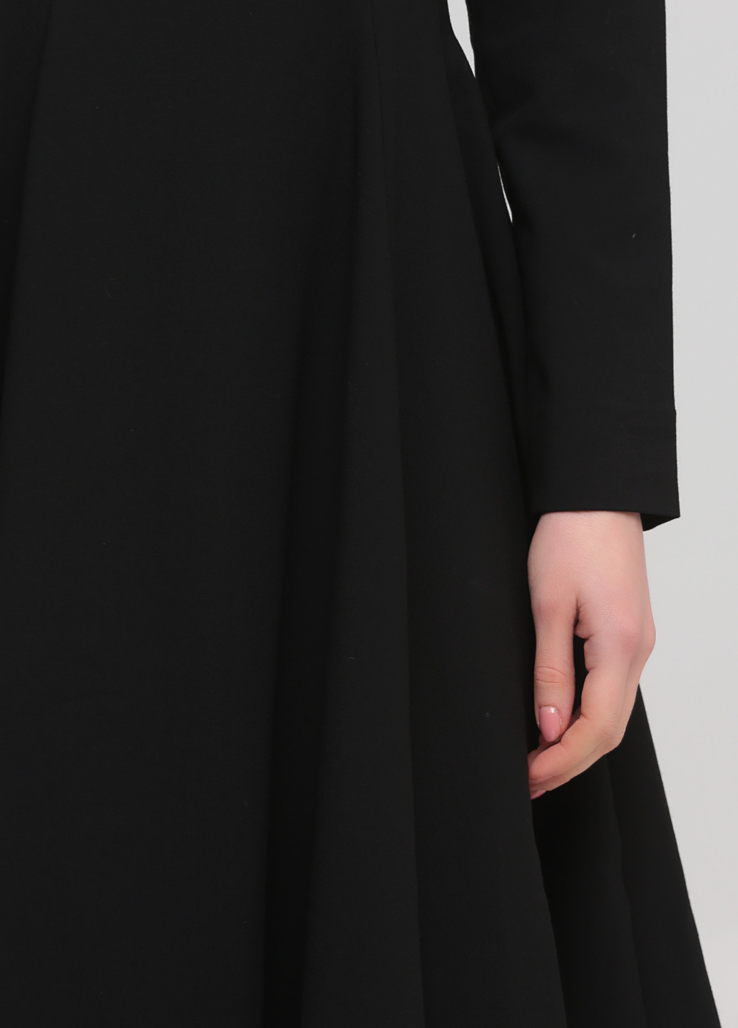 Черное кэжуал платье клеш Cos однотонное