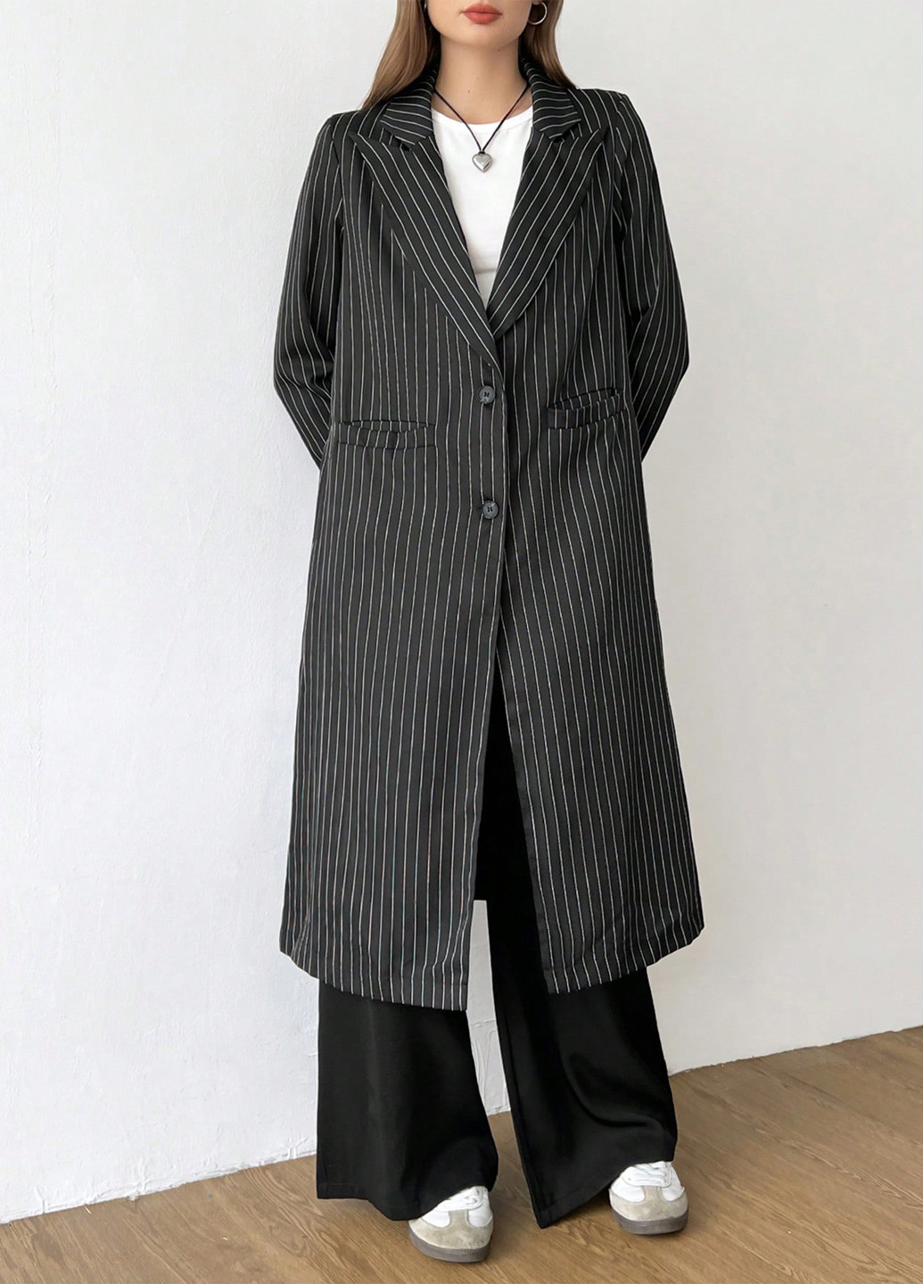 Черное демисезонное Пальто однобортное SHEIN