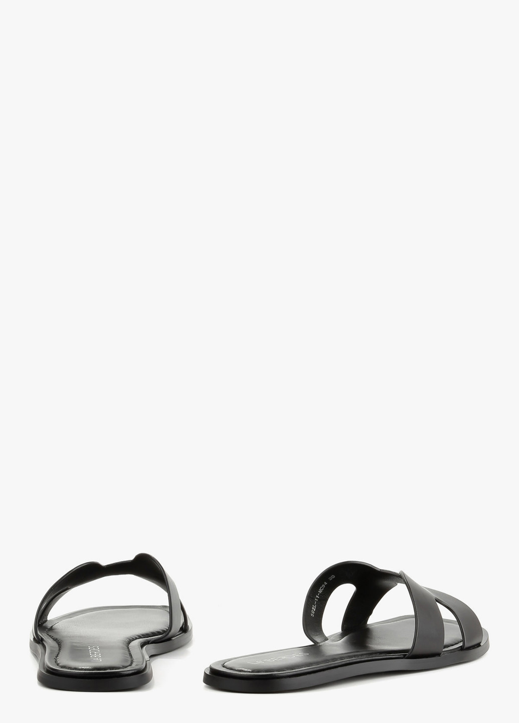 Черные шлепанцы Le'BERDES