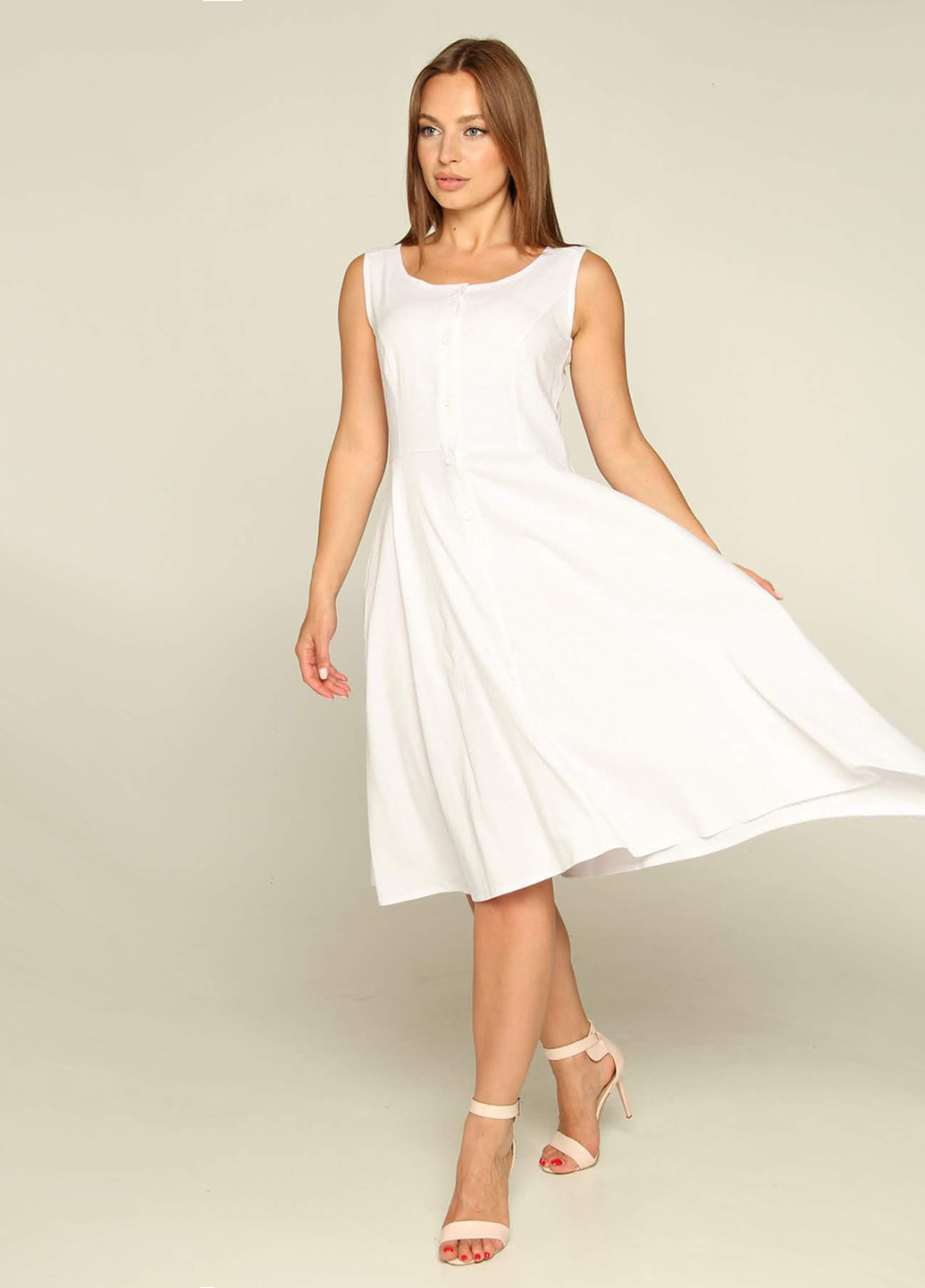 Белое коктейльное платье Majaly