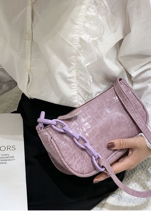 Женская маленькая сумочка багет на пластиковой цепочке ремешке рептилия багет лиловая фиолетовая NoName (251204109)