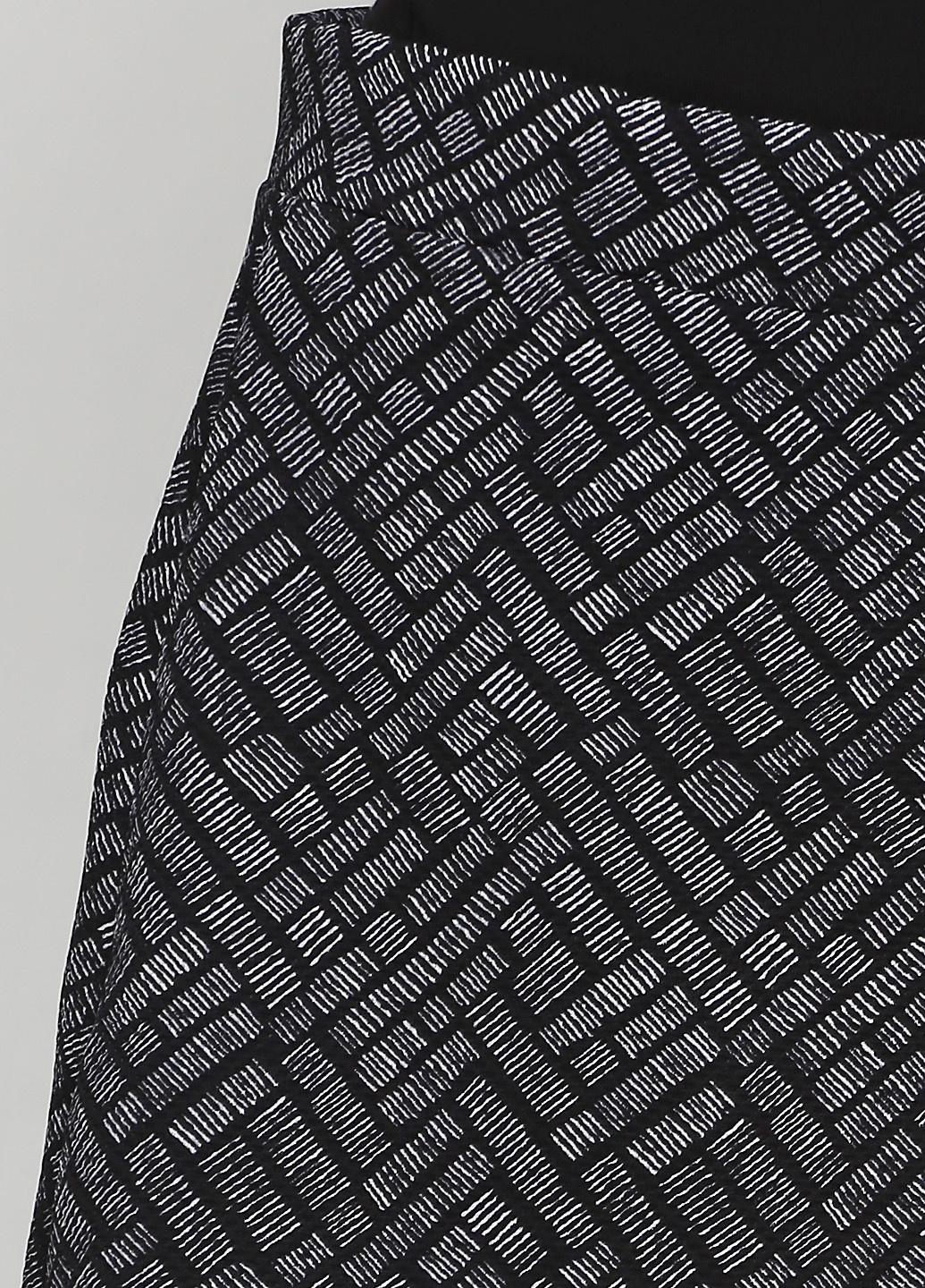 Спідниця H&M а-силует геометрична чорно-біла кежуал