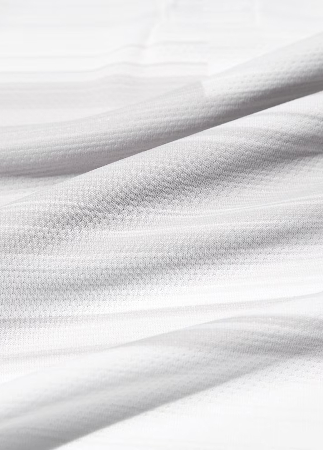 Белая футболка-поло для мужчин Uniqlo в полоску