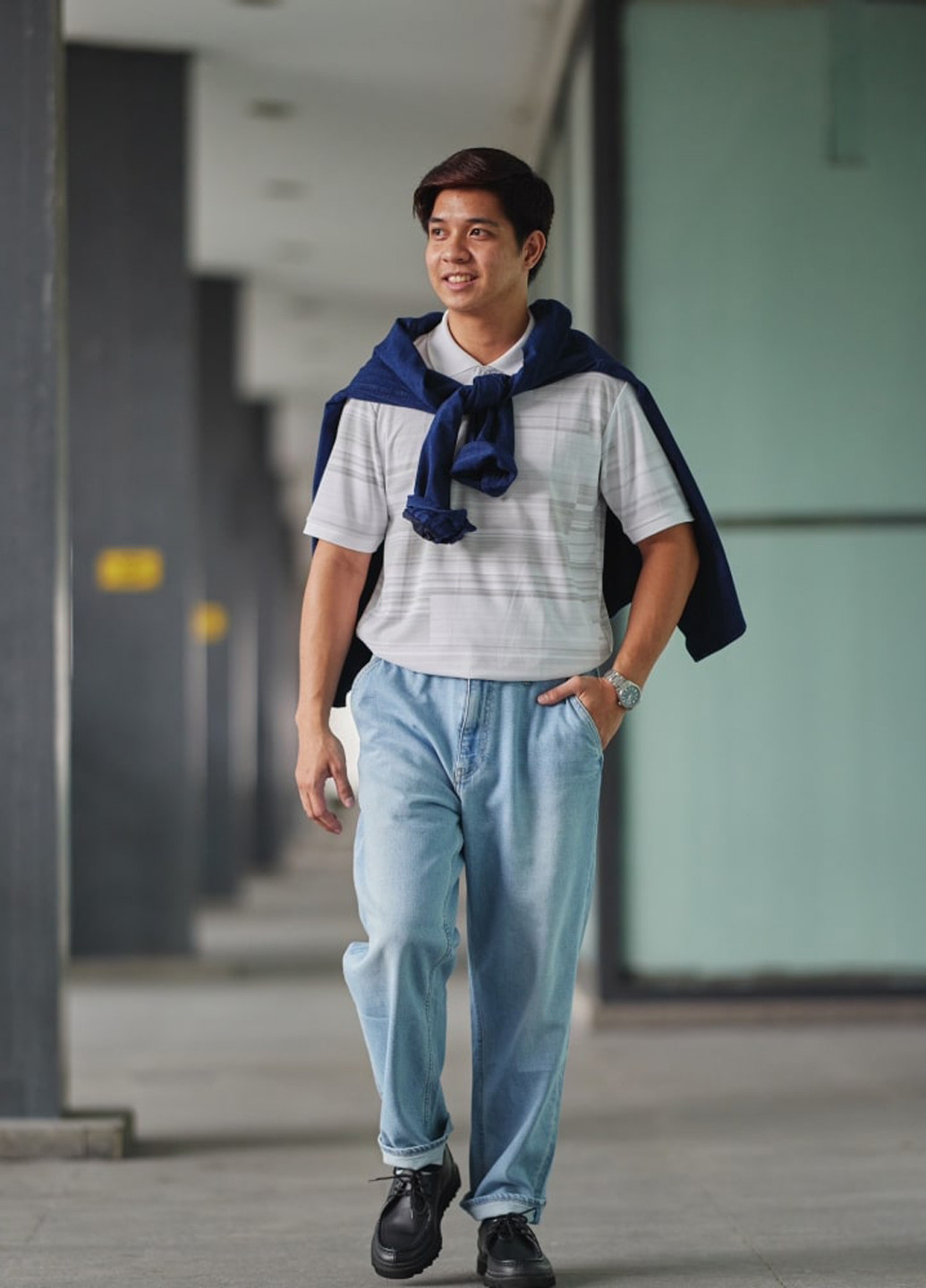 Белая футболка-поло для мужчин Uniqlo в полоску