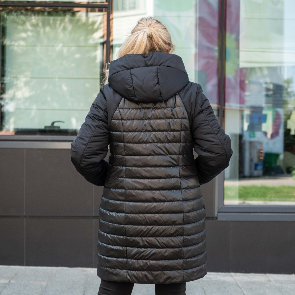 Чорна демісезонна куртка жіноча осінь-весна великого розміру SK