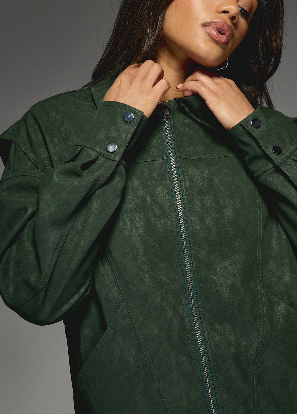 Темно-зелена демісезонна куртка SHEIN