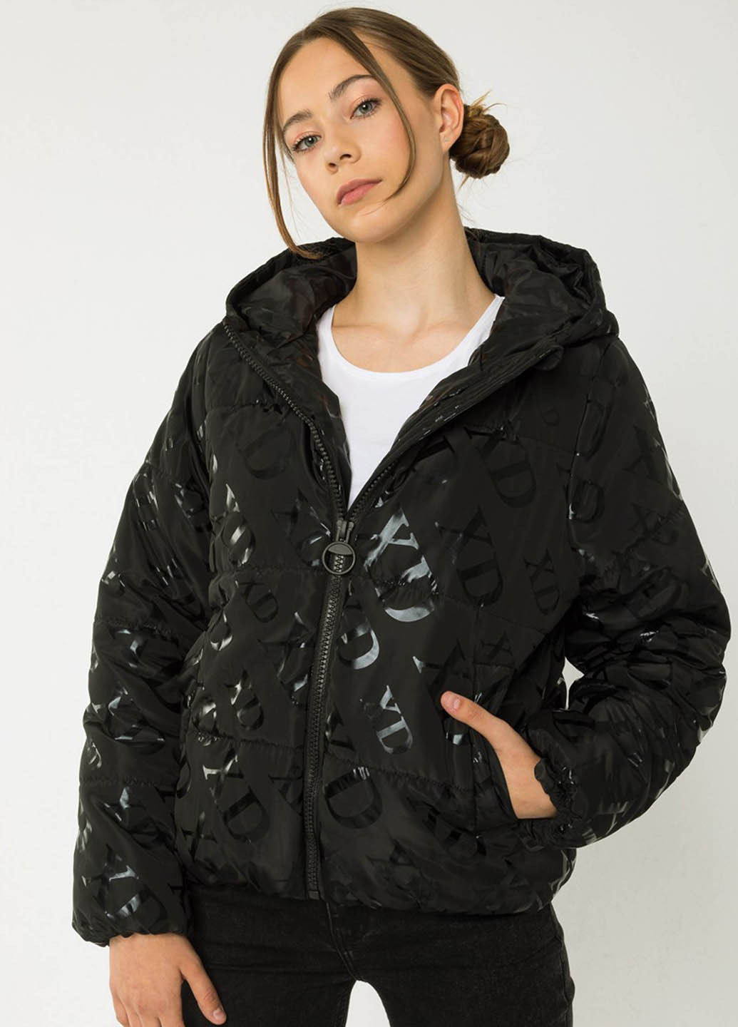 Чорна зимня куртка Reporter Young