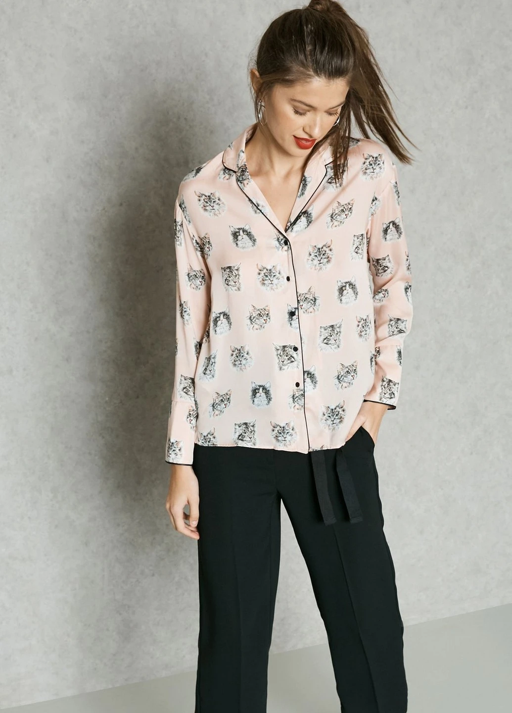Бежевая блуза Mango