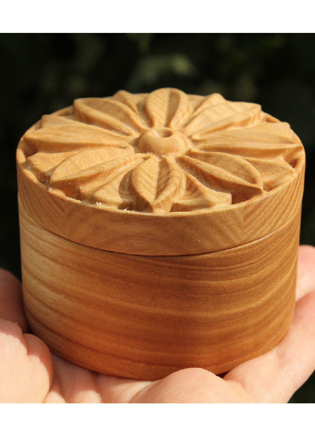 Деревянная шкатулка коробочка ручной работы для колец бижутерии и украшений с 3D гравировкой диаметр 55 мм (77256-Нов) Francesco Marconi (249984522)