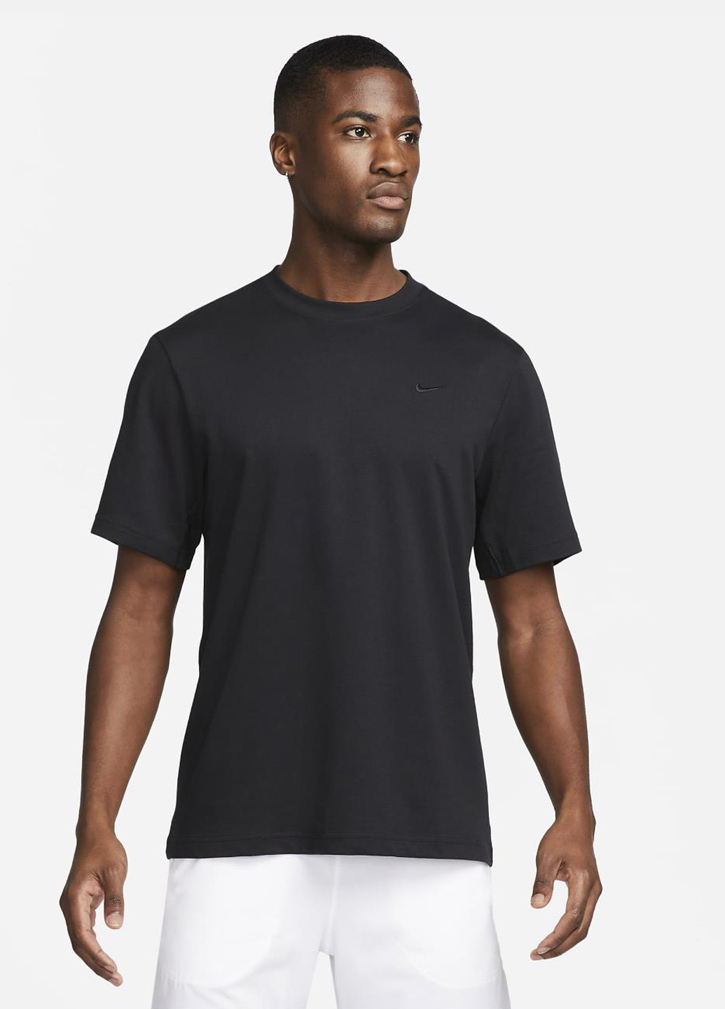 Чорна футболка dv9831-010 Nike Primary Dri-FIT