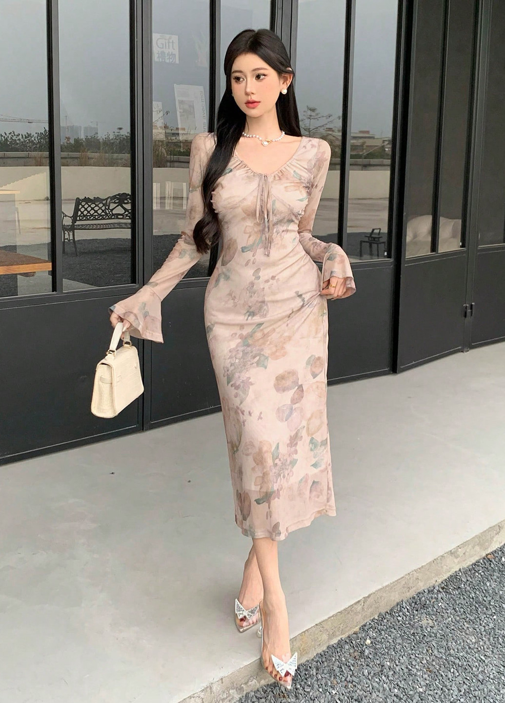 Бежева кежуал сукня SHEIN з квітковим принтом