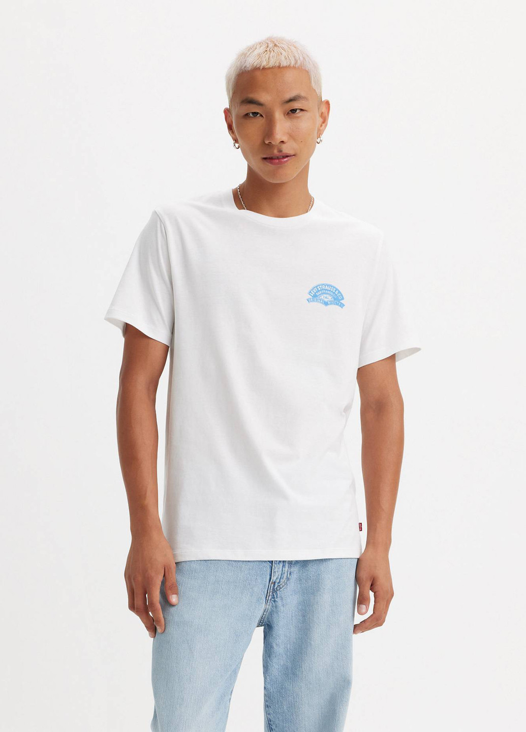 Белая футболка Levi's