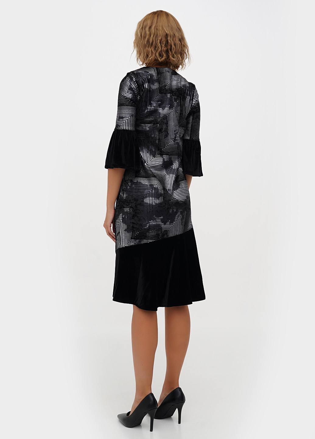 Сіра кежуал сукня Sassofono в смужку