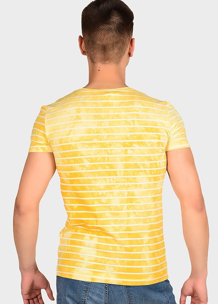 Жовта футболка чоловіча жовта розмір s AAA