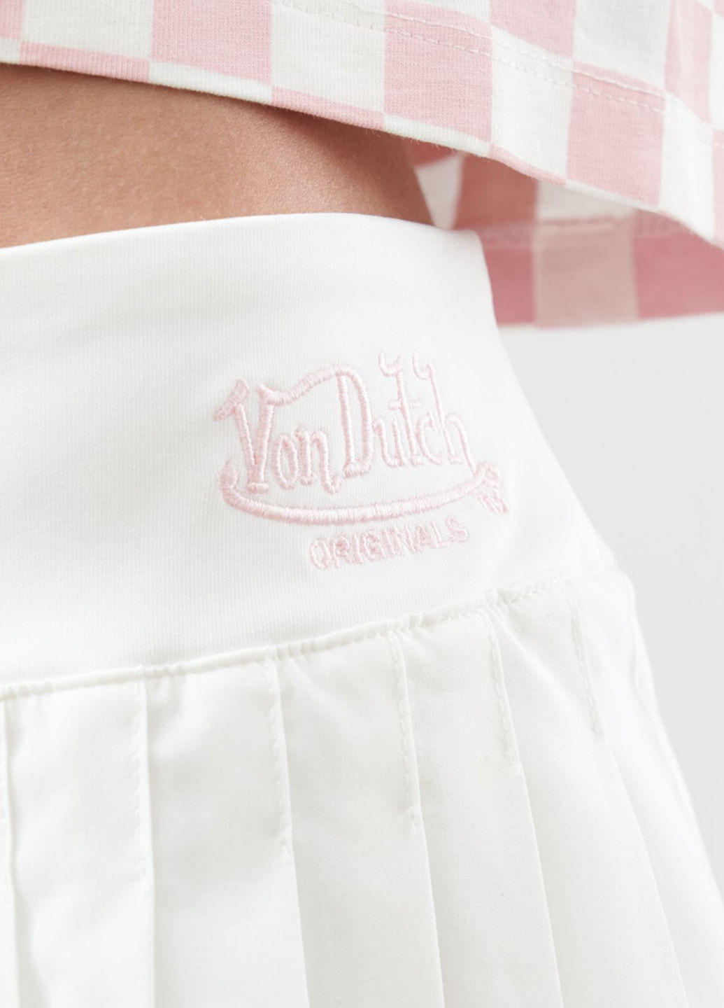 Белая кэжуал однотонная юбка Von Dutch клешированная
