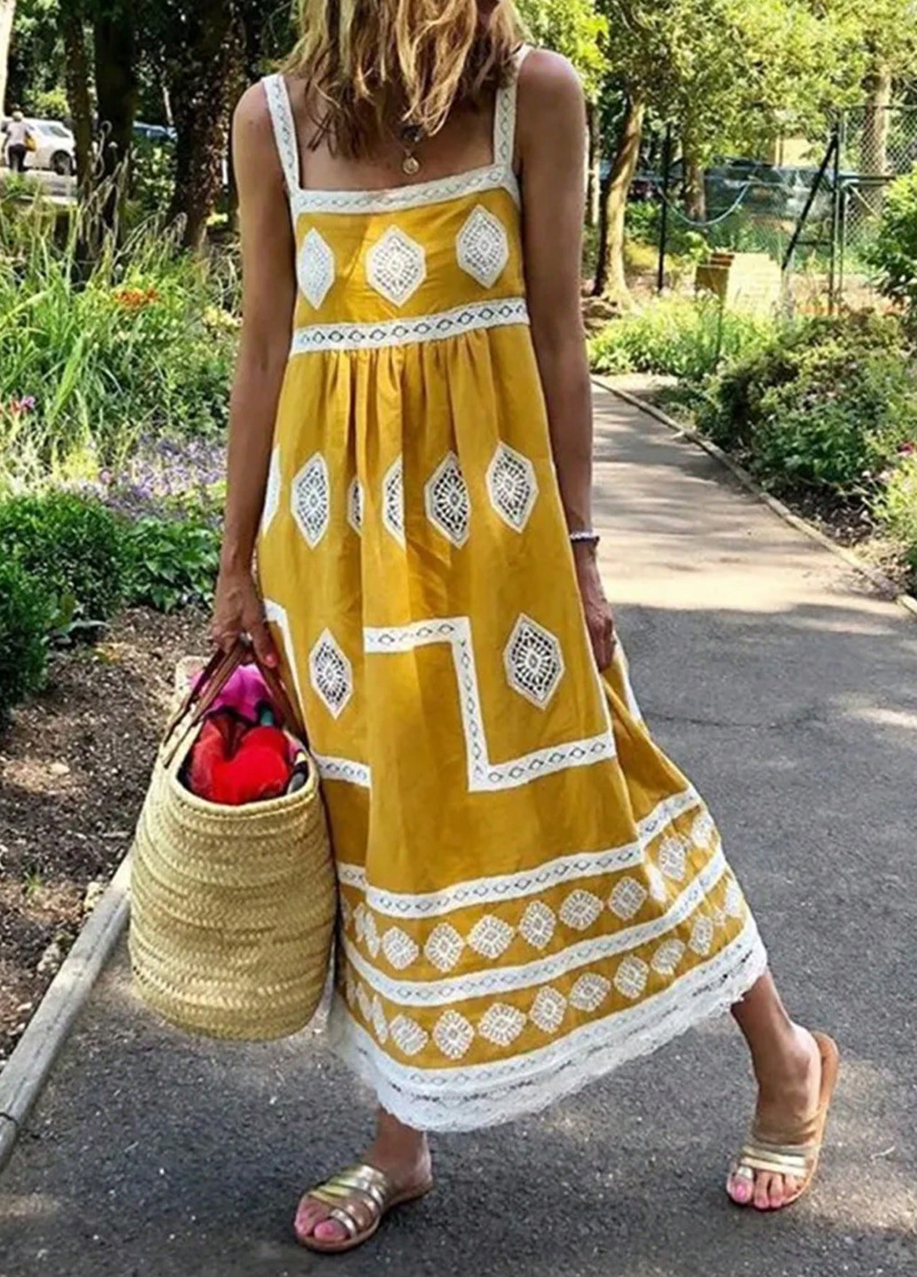 Желтое кэжуал платье а-силуэт SHEIN с орнаментом