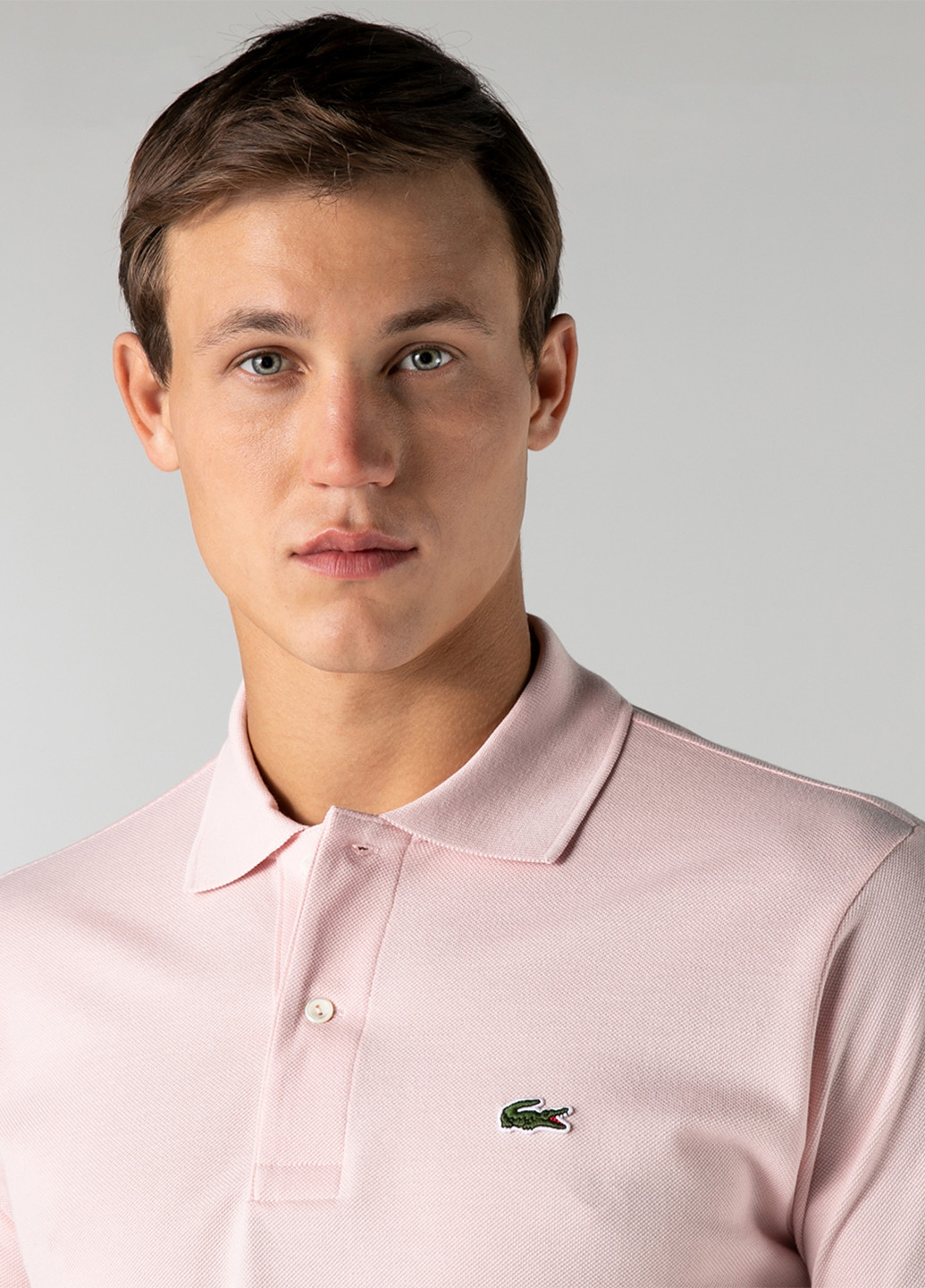 Светло-розовая футболка-поло для мужчин Lacoste с логотипом