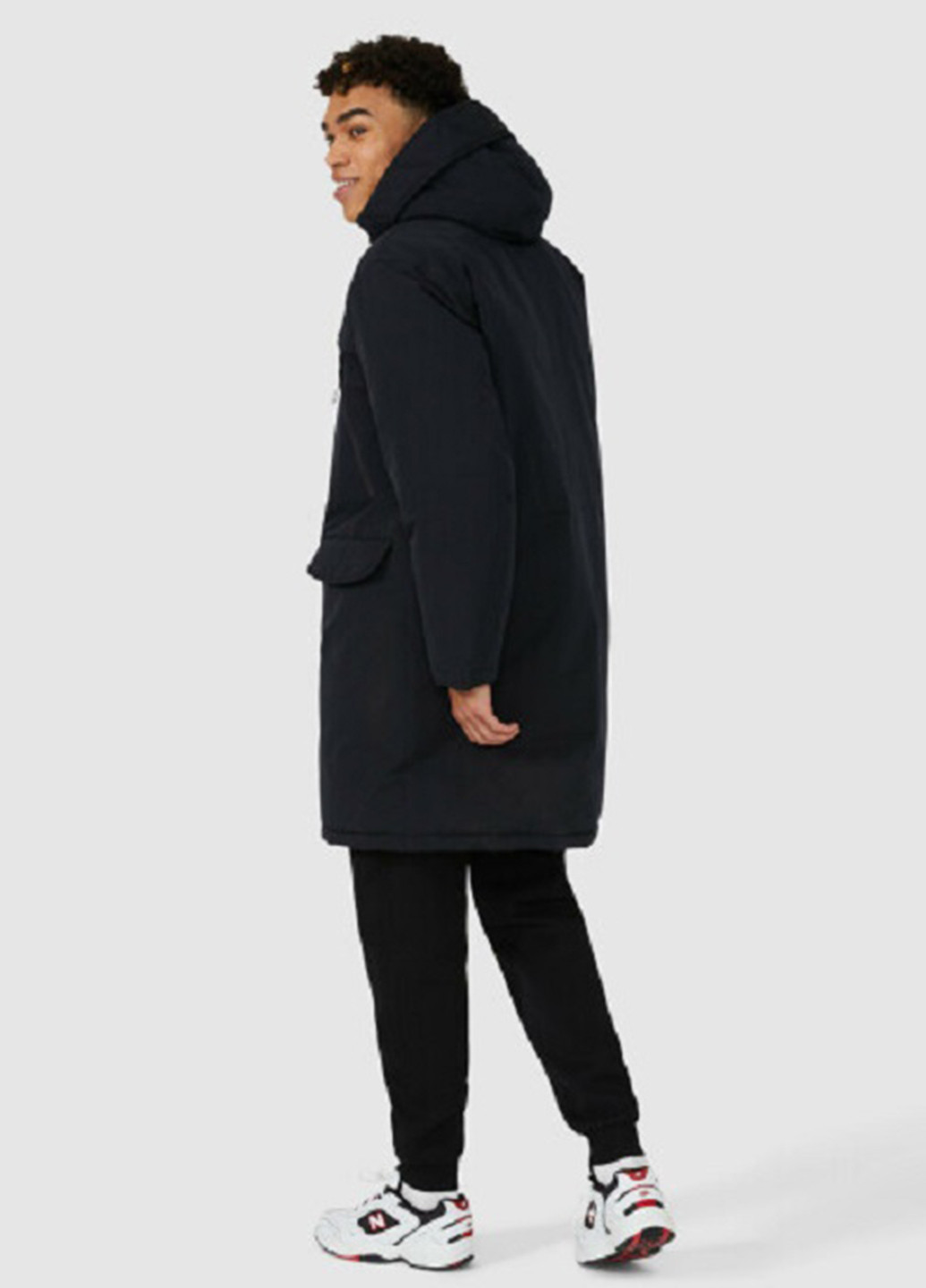 Черная зимняя куртка redherring