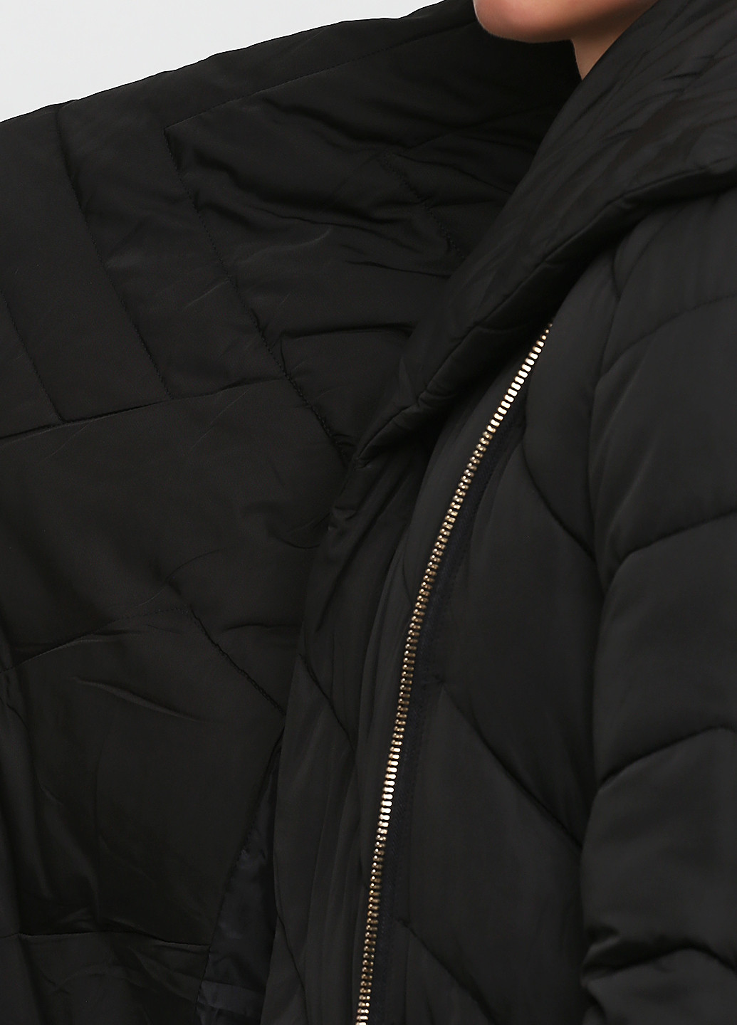 Чорна зимня куртка Italy Moda
