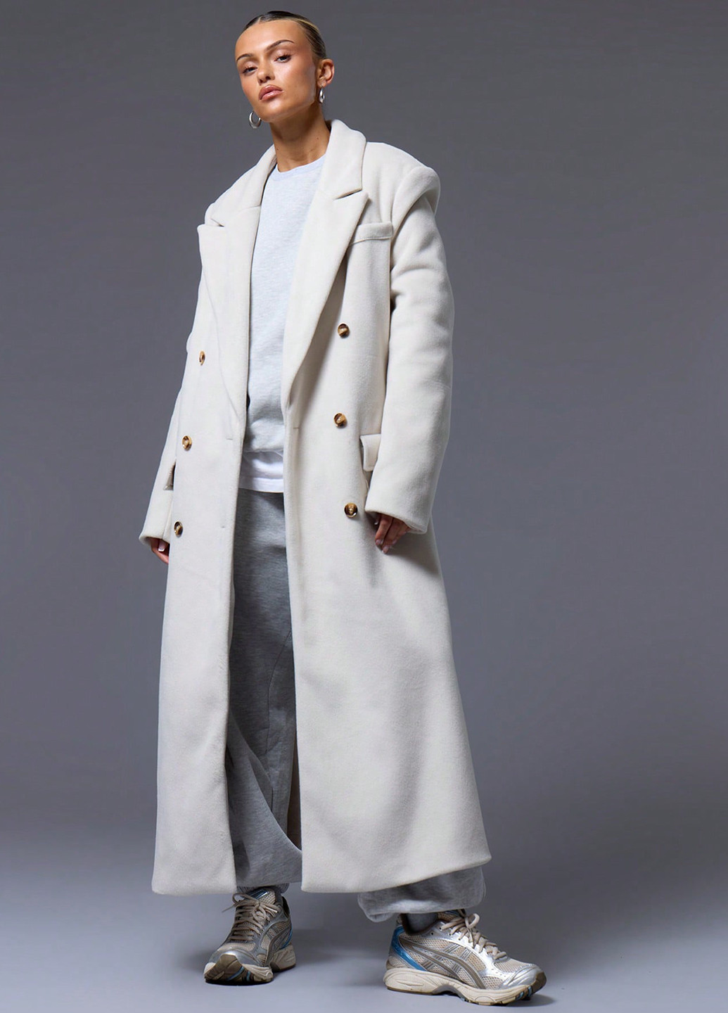 Кремове демісезонне Пальто двобортне SHEIN