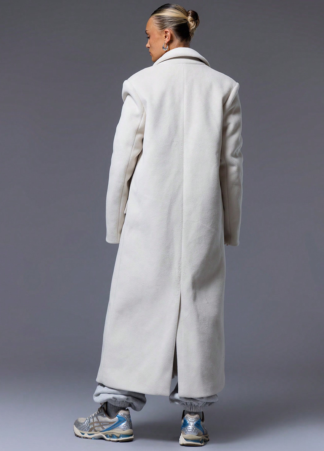 Кремове демісезонне Пальто двобортне SHEIN