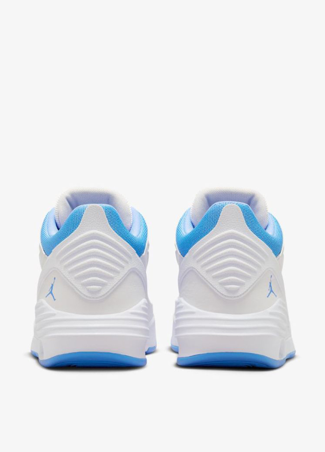 Белые демисезонные кроссовки dz4353-104 Jordan MAX AURA 5