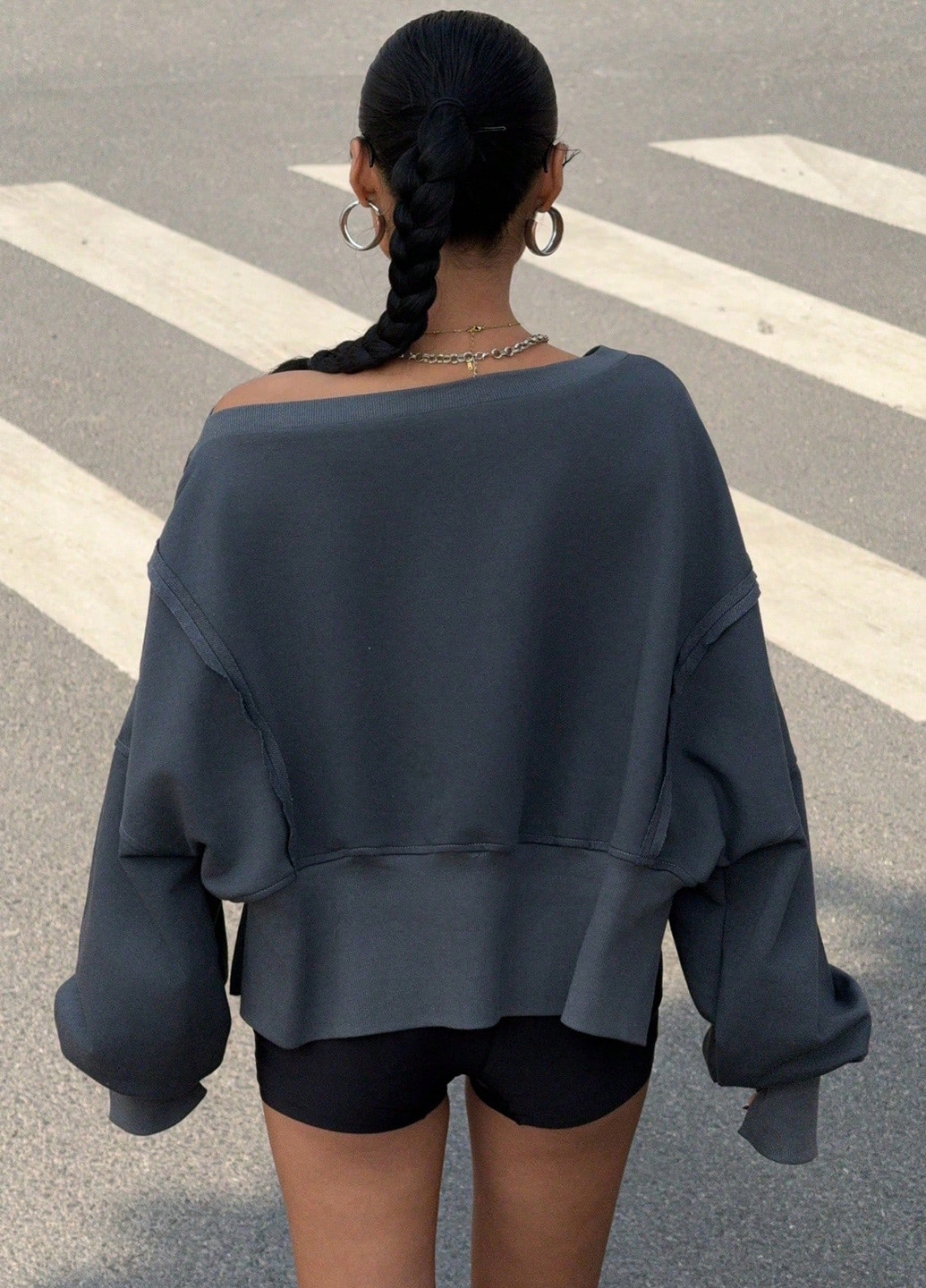 Темно-сірий світшот SHEIN однотонний без декору (365782282)