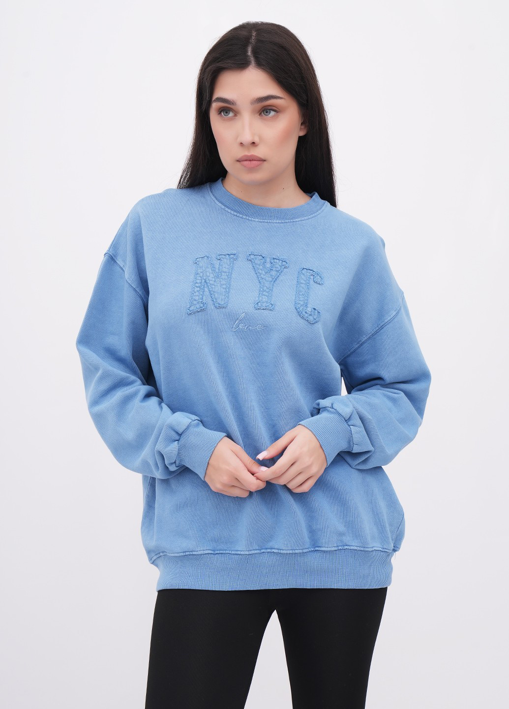 Світло-синій світшот EQUILIBRI варенка вишивка, нашивки (341745000)