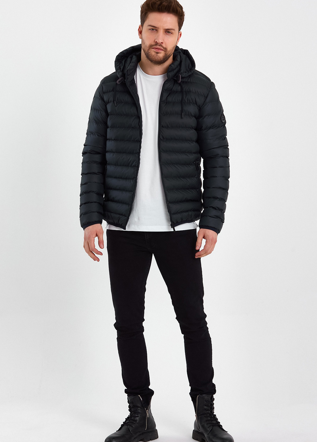 Черная демисезонная куртка Trend Collection