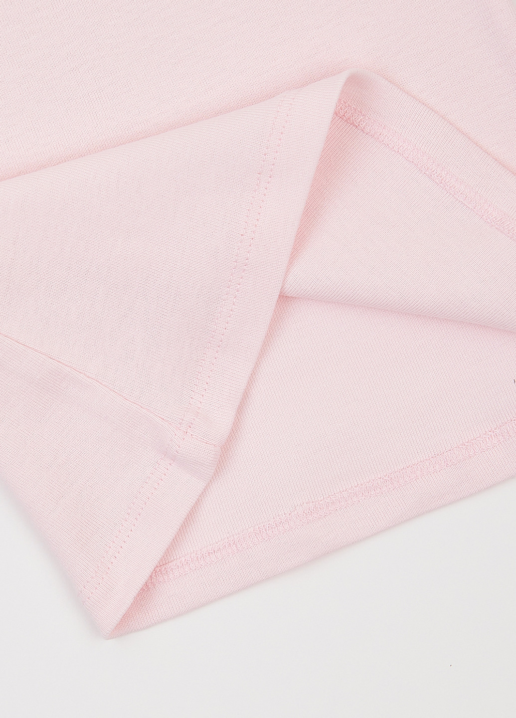 Светло-розовая летняя футболка Фламинго