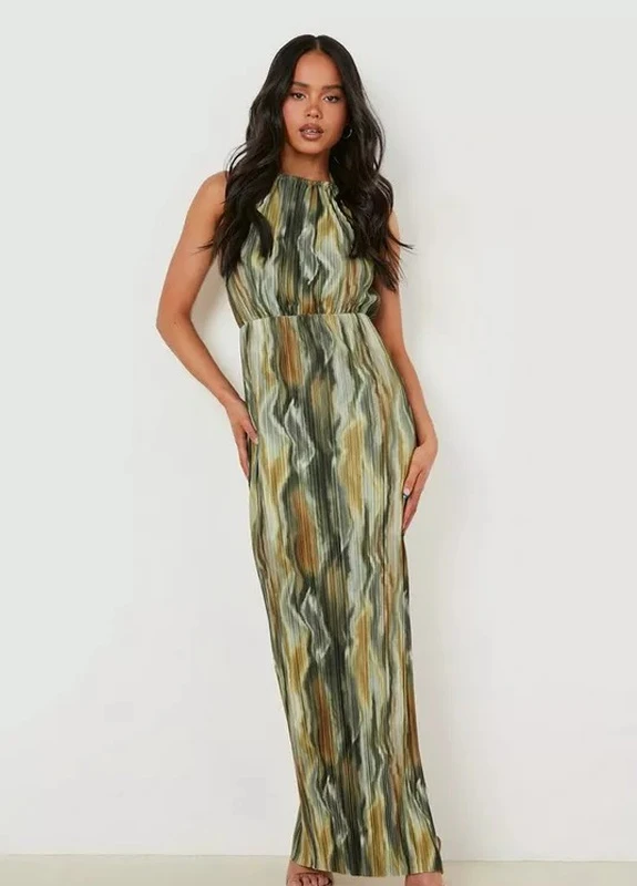 Зеленое платье Boohoo