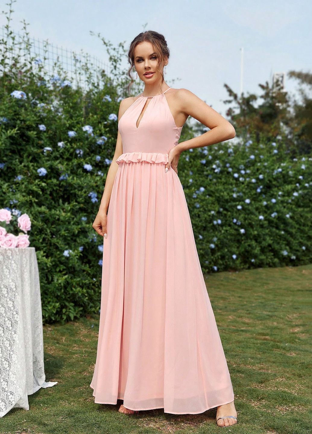 Светло-розовое вечернее платье в стиле ампир, с открытой спиной SHEIN однотонное