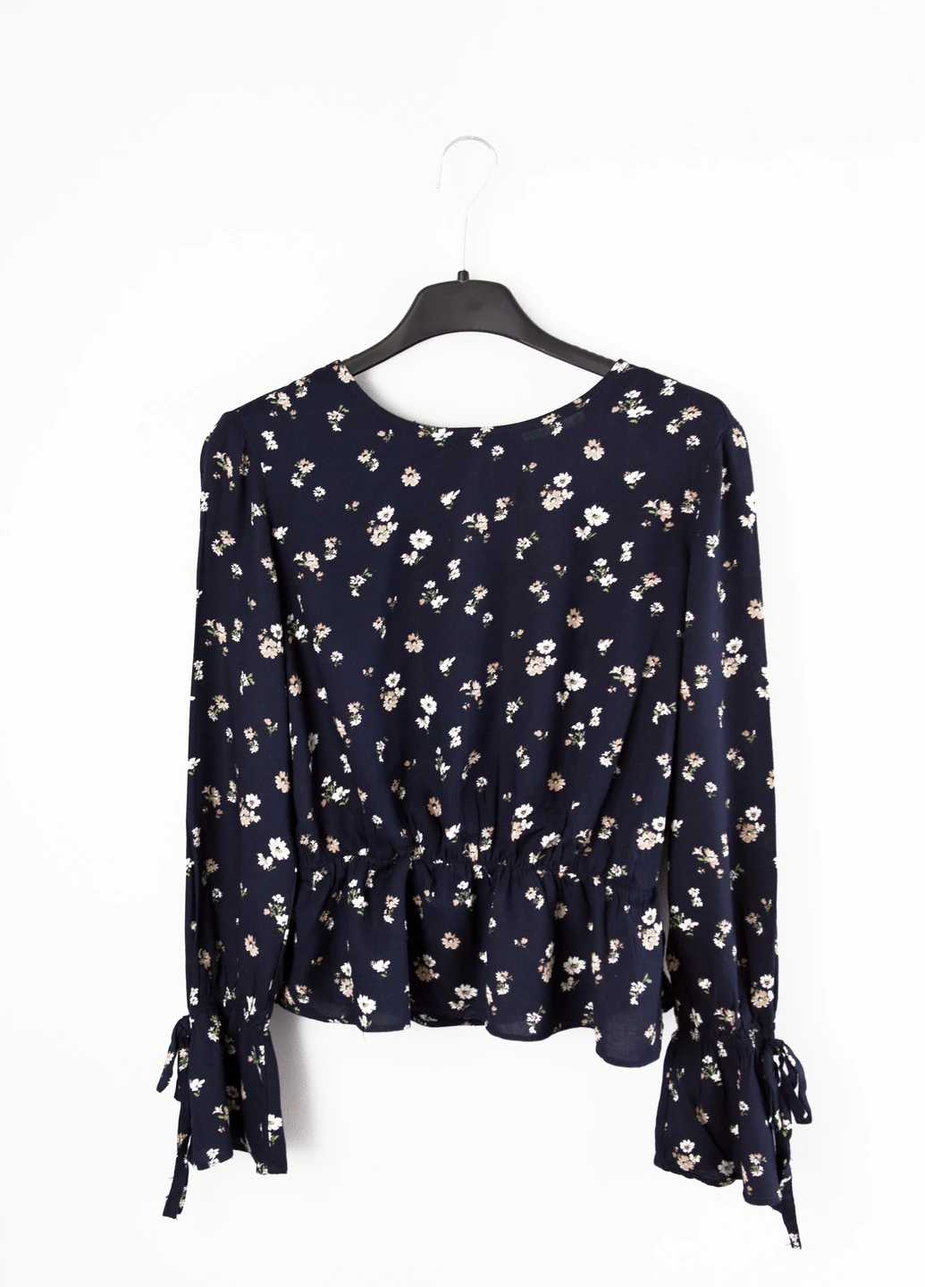 Чорна блуза Bershka