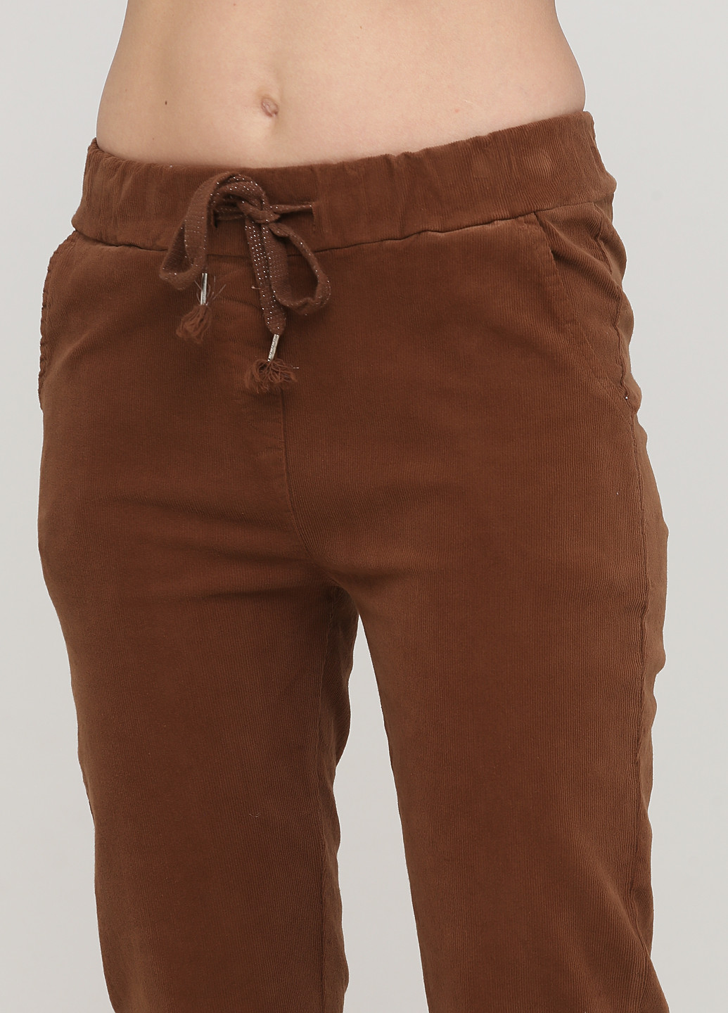 Коричневые кэжуал демисезонные зауженные, укороченные брюки Made in Italy