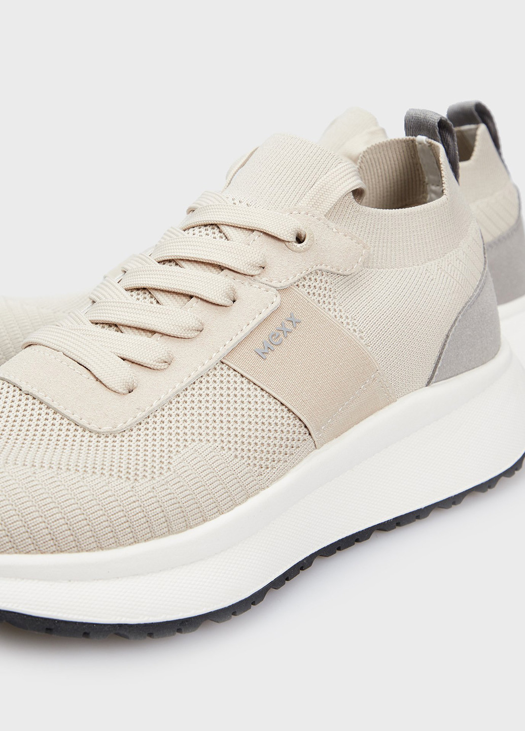 Бежевые летние кроссовки Mexx