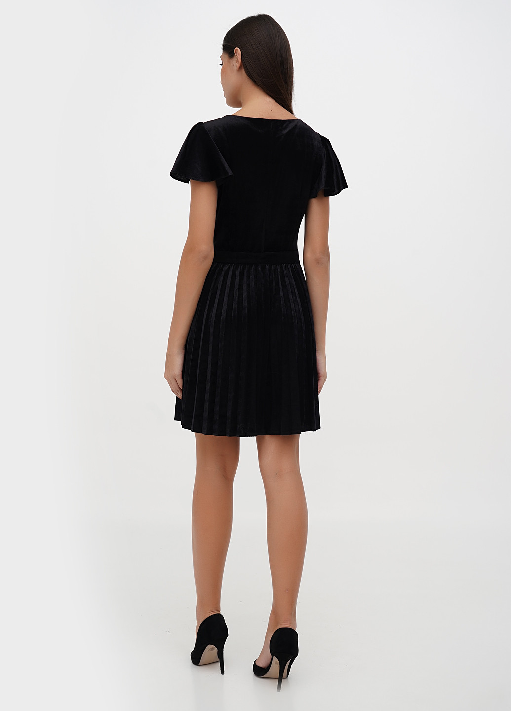 Чорна кежуал сукня плісована Sassofono однотонна