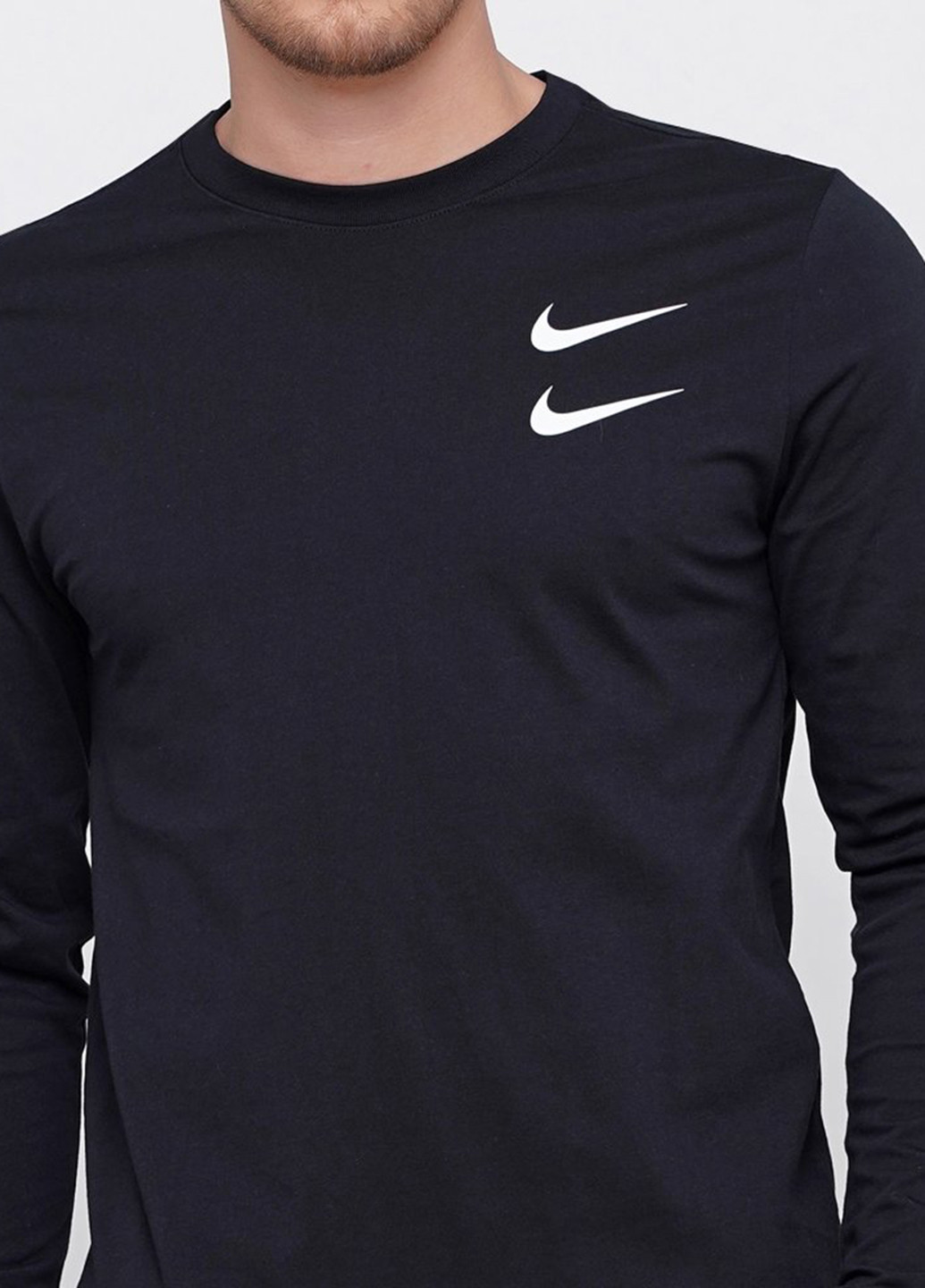 Черный демисезонный спортивный лонгслив Nike с логотипом