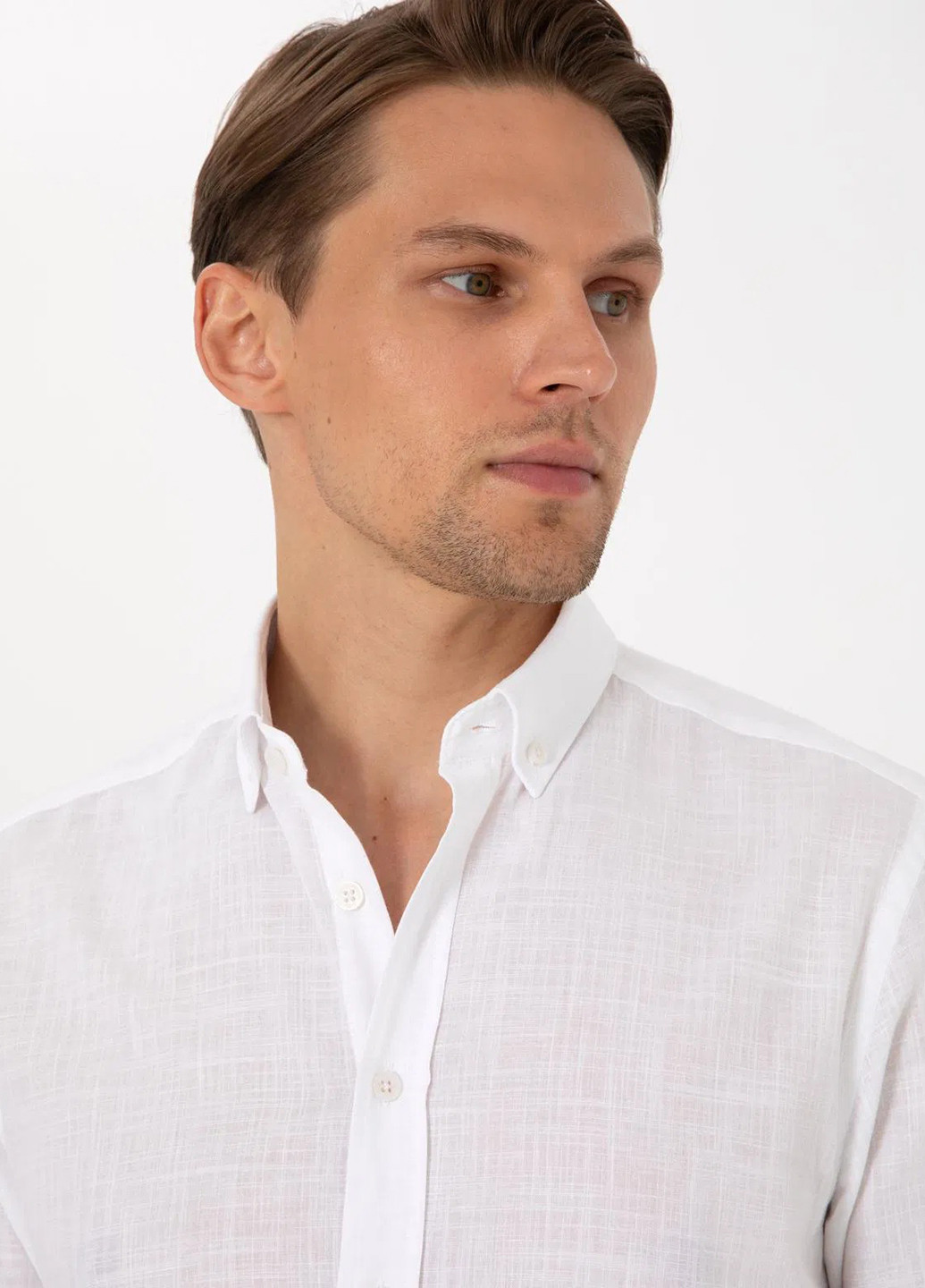 Белая классическая, кэжуал рубашка однотонная Pierre Cardin