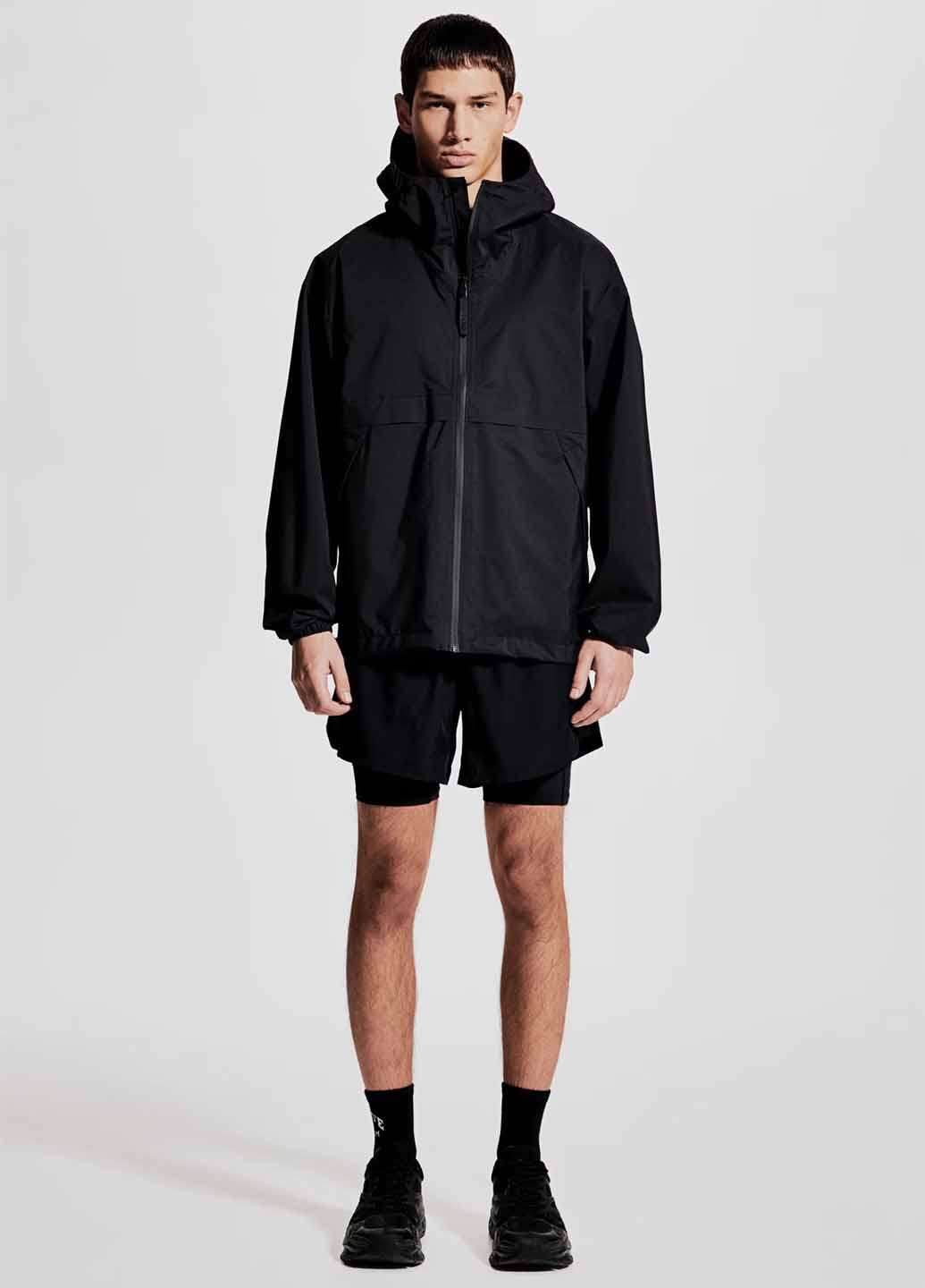 Чорна демісезонна куртка H&M