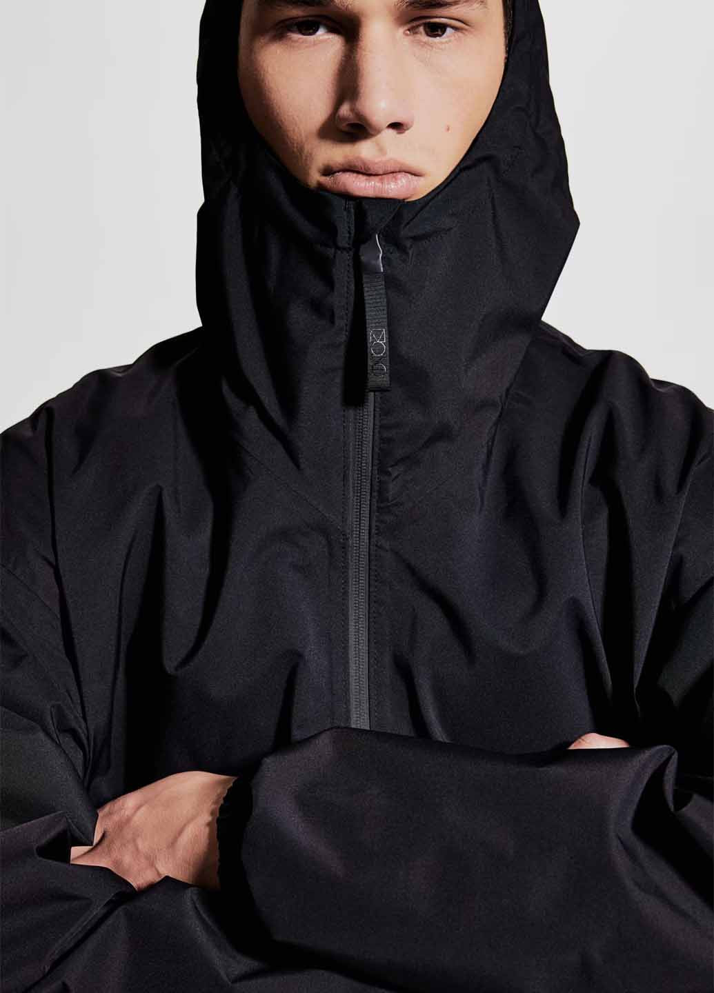 Чорна демісезонна куртка H&M