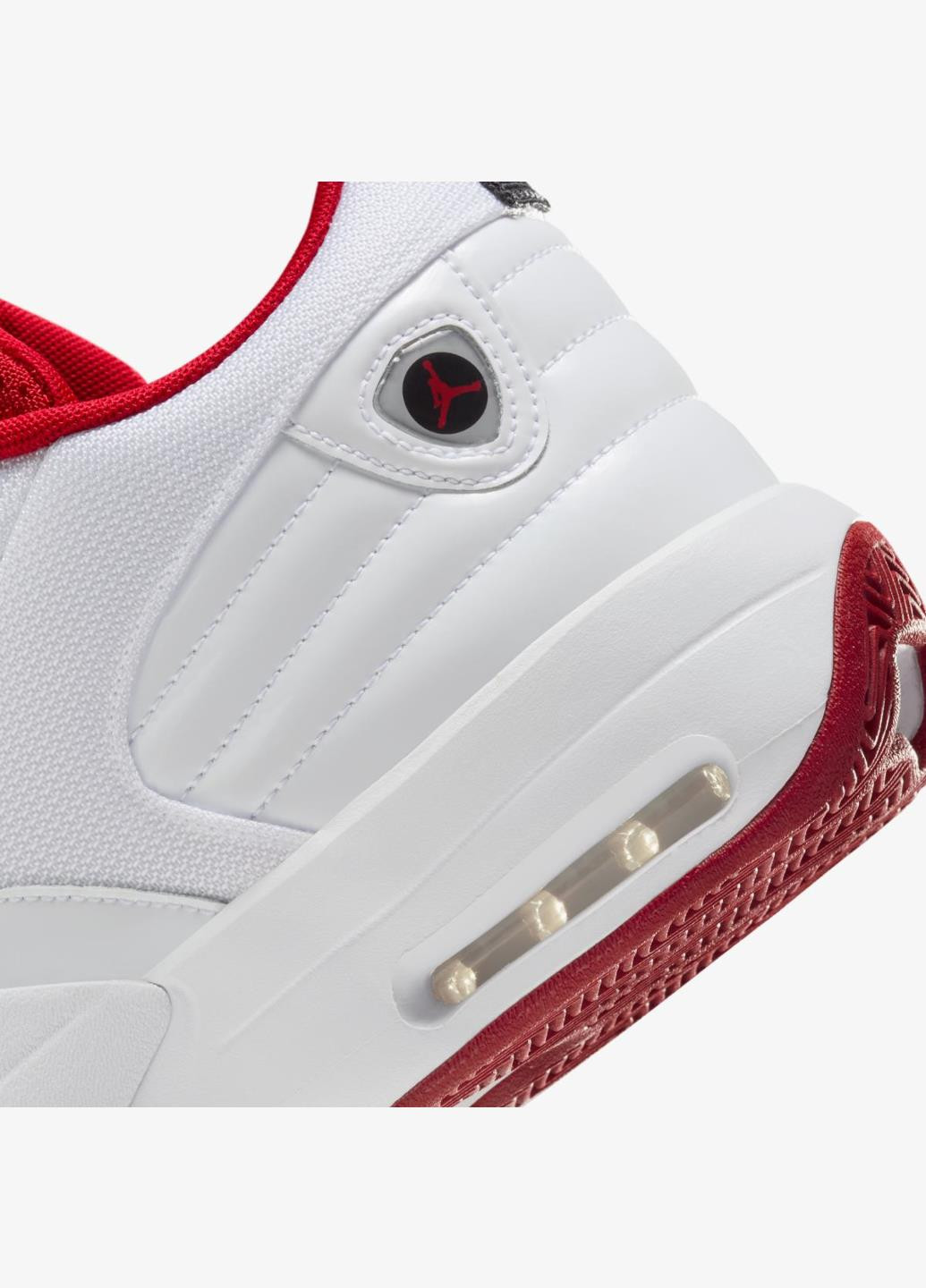 Белые всесезонные кроссовки fq8298-106 Jordan Max Aura 6