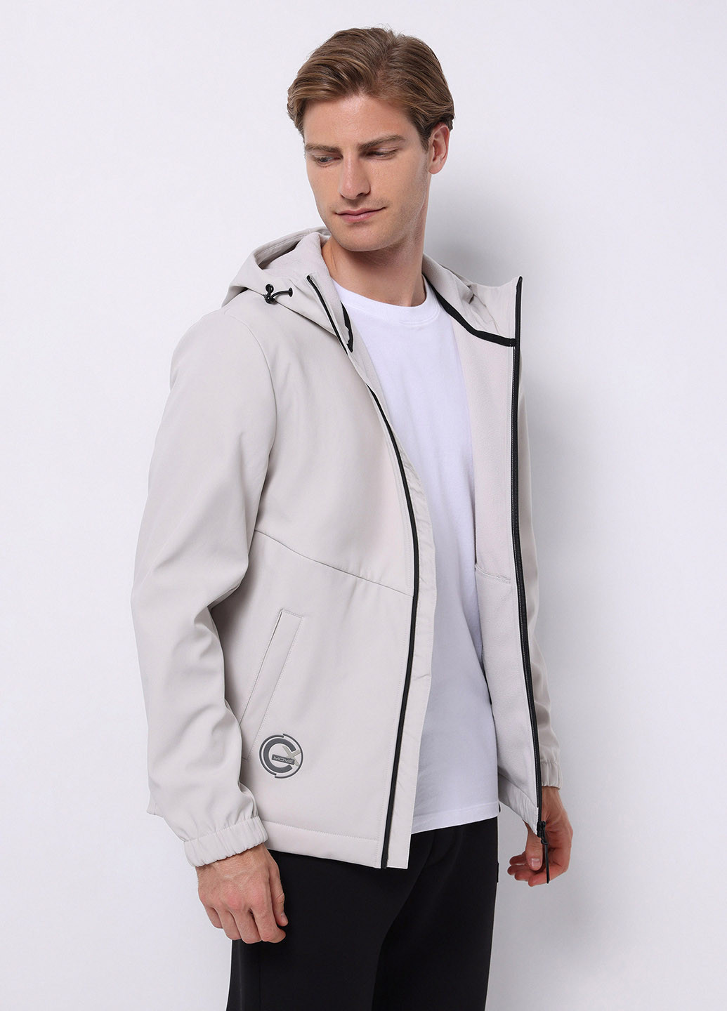 Серо-бежевая демисезонная ветровка Colin's