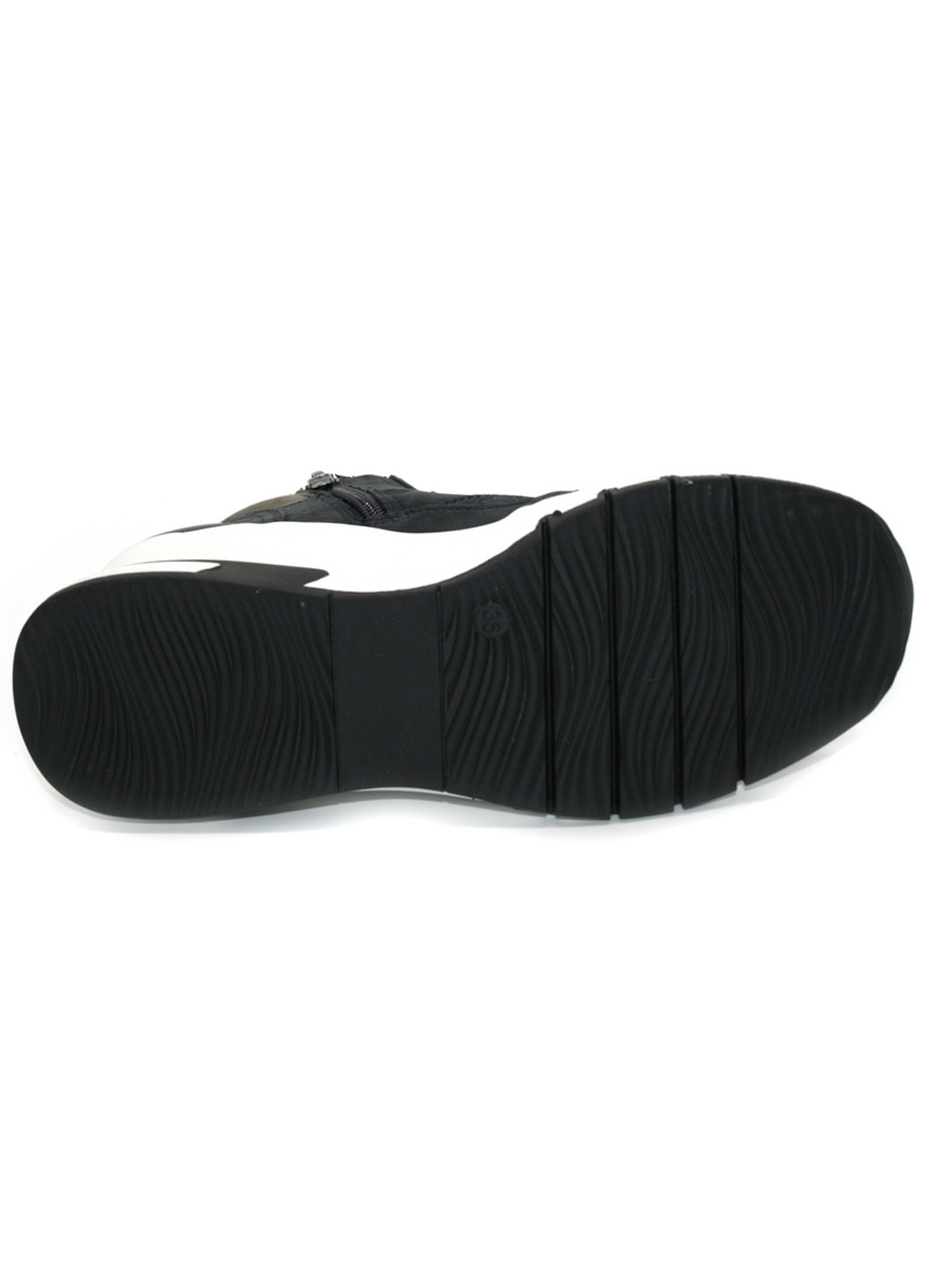 Осенние ботинки сникерсы Caprice со шнуровкой из натурального нубука