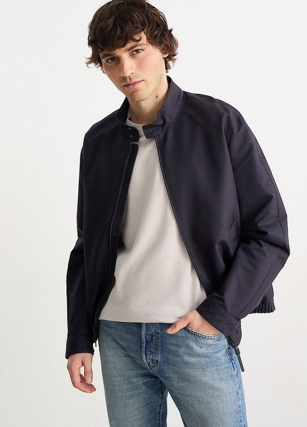 Темно-синяя демисезонная куртка C&A