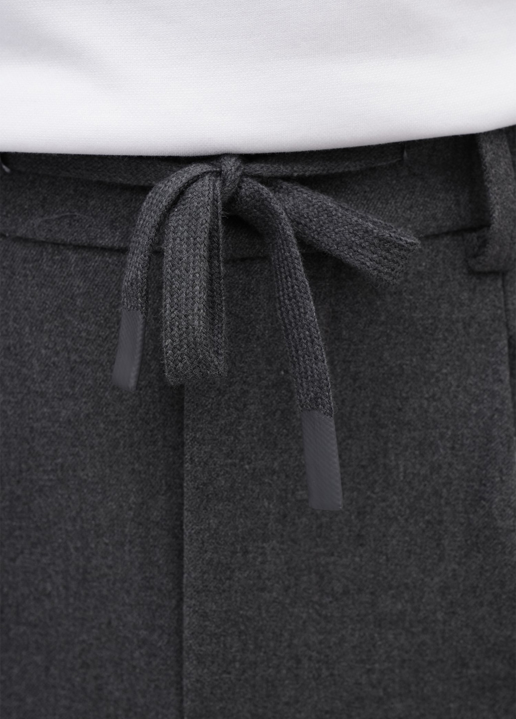 Темно-серые кэжуал демисезонные зауженные брюки K.O.R