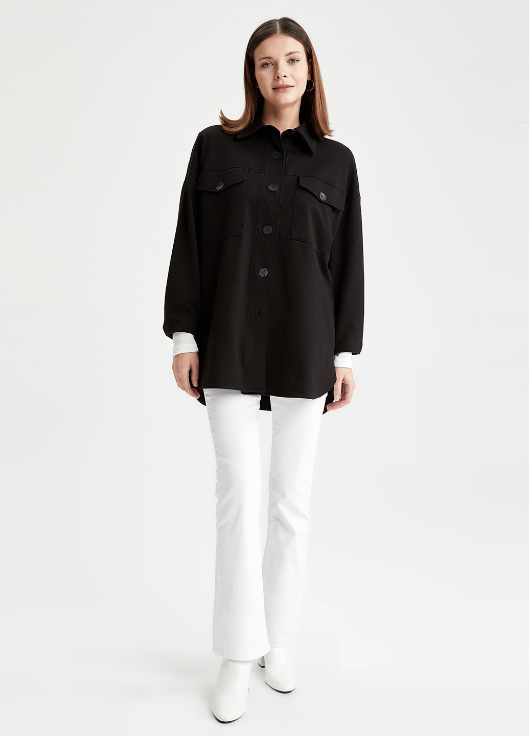 Куртка-рубашка DeFacto однотонная чёрно-белую кэжуал