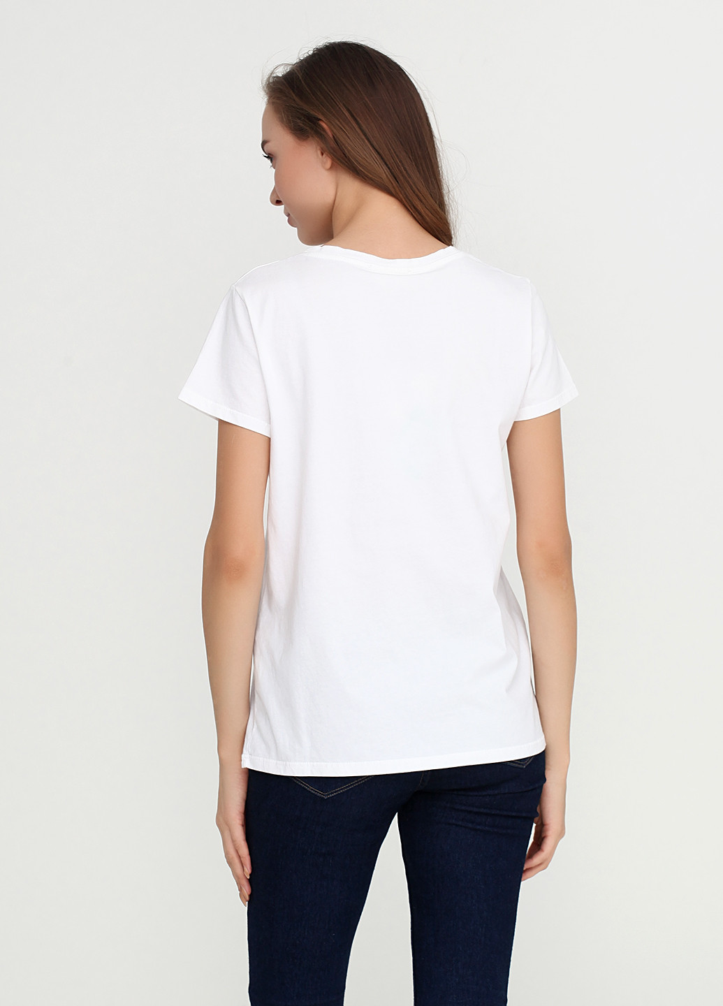 Белая летняя футболка Vicolo